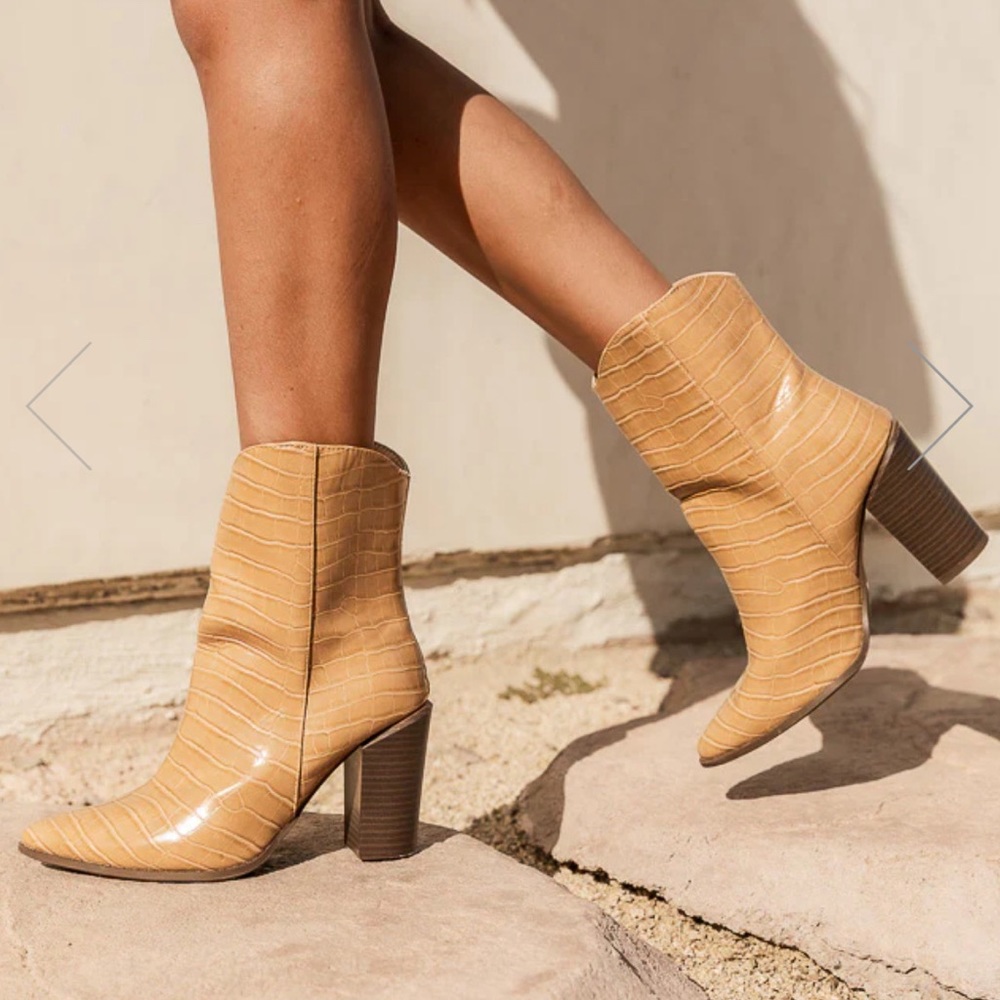 Women’s boots